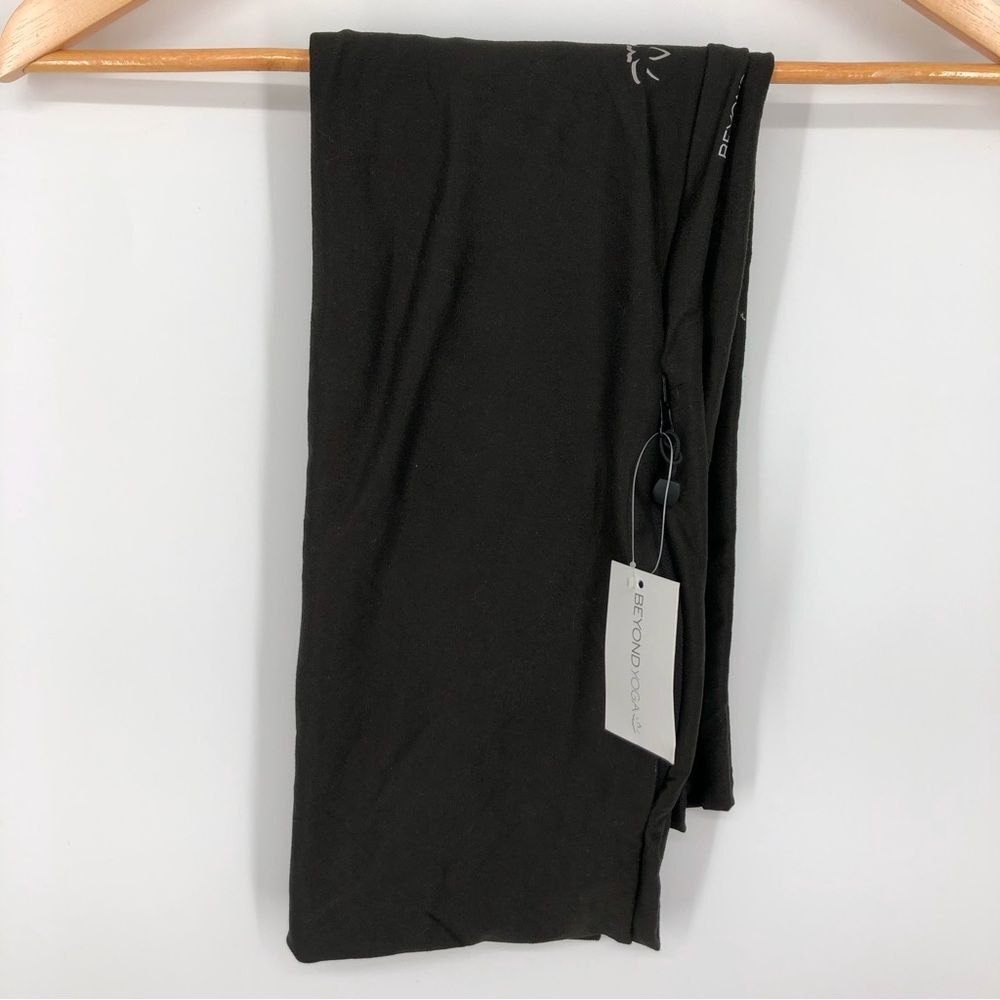 Beyond Yoga Pocket‎ Infinity Scarf Black NEW